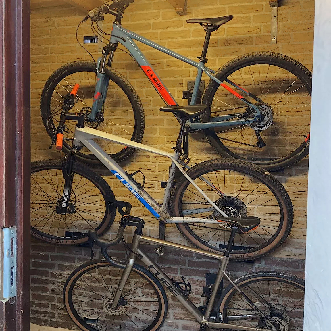 MTB challenge 3 fietsen boven elkaar 2