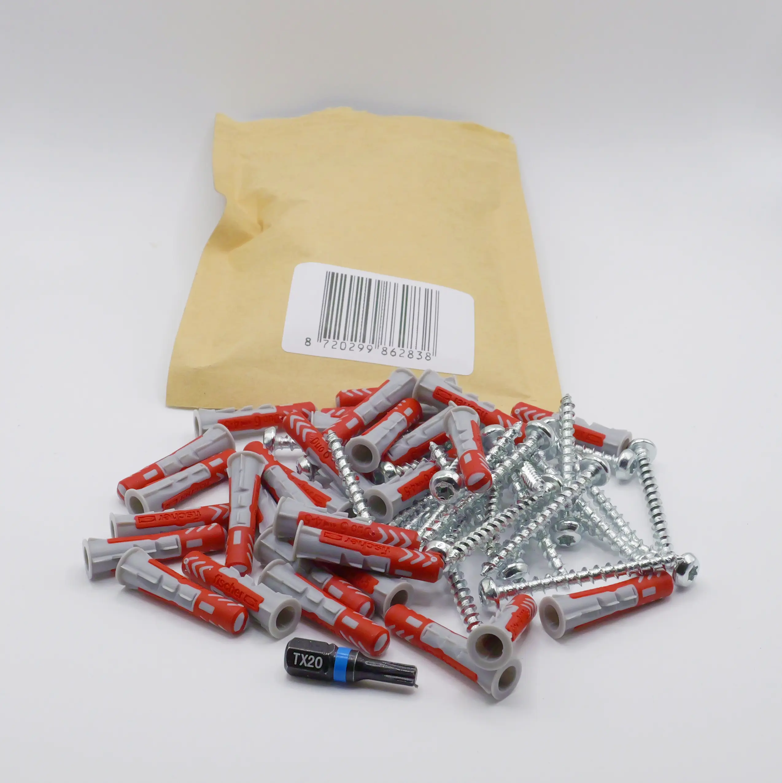 Pluggen en Schroeven set 6mm - Zilver 2 fischer muurPluggen en Schroeven set 6mm verpakking uitgepakt